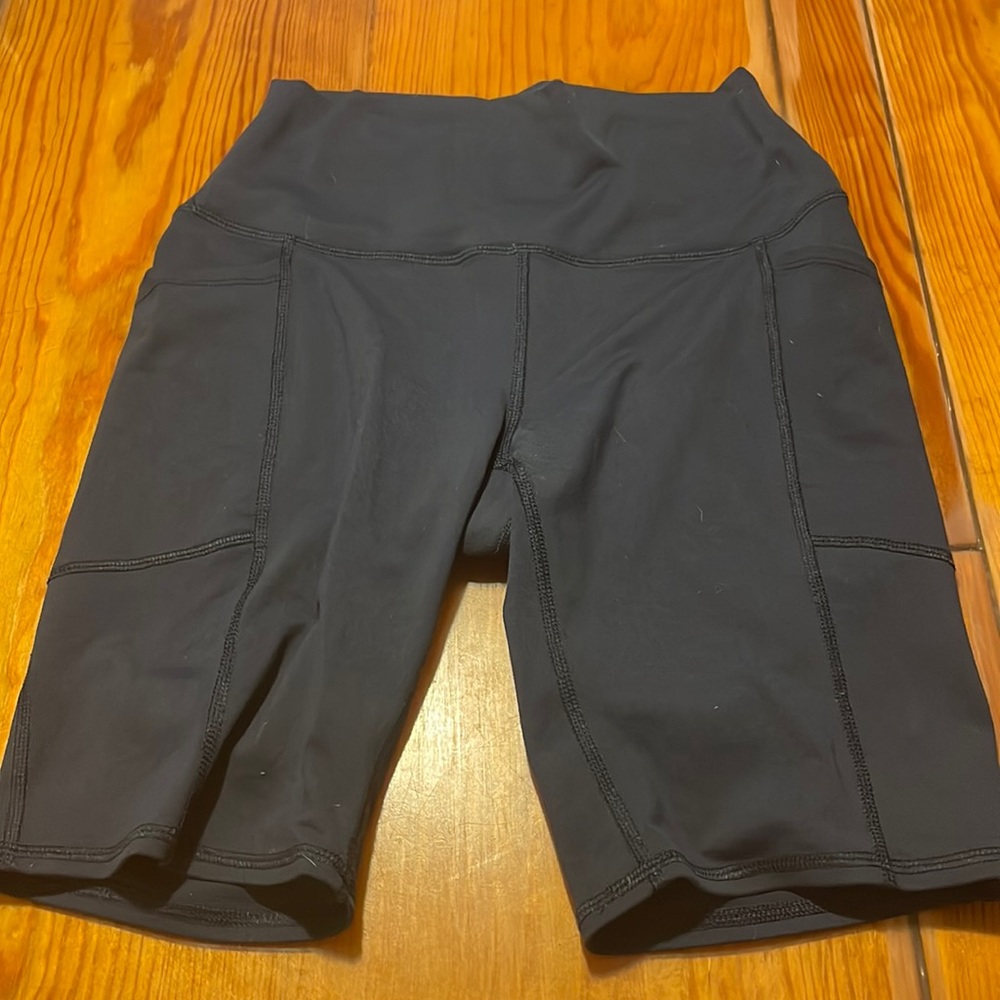 mono b bike shorts